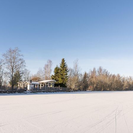 Villa Einola- Modern Rivercottage ポリ エクステリア 写真